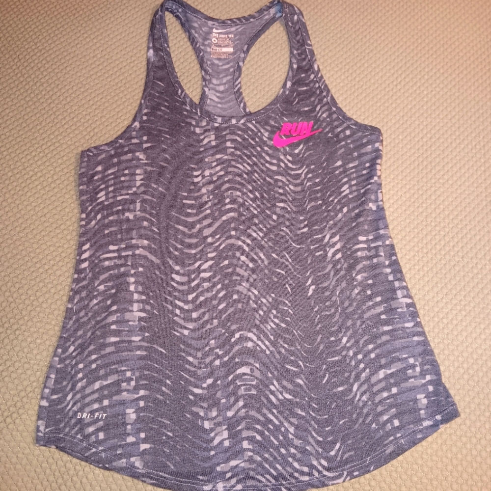Nike tank womans medium